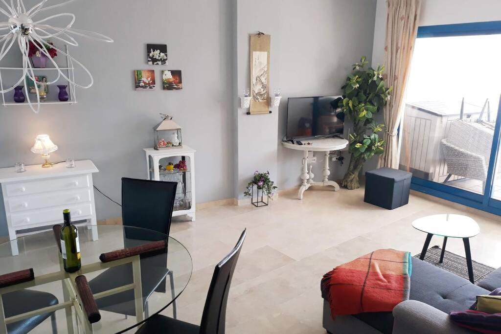Beautiful Apartment In Duquesa Suites And Gardens Castillo de Sabinillas Exterior photo