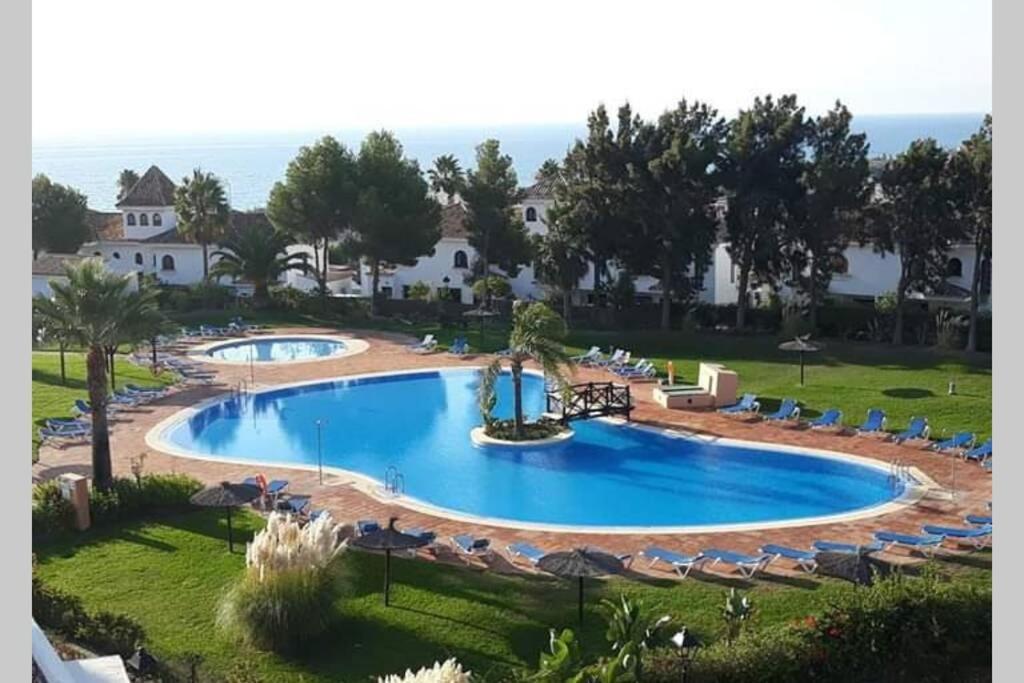 Beautiful Apartment In Duquesa Suites And Gardens Castillo de Sabinillas Exterior photo